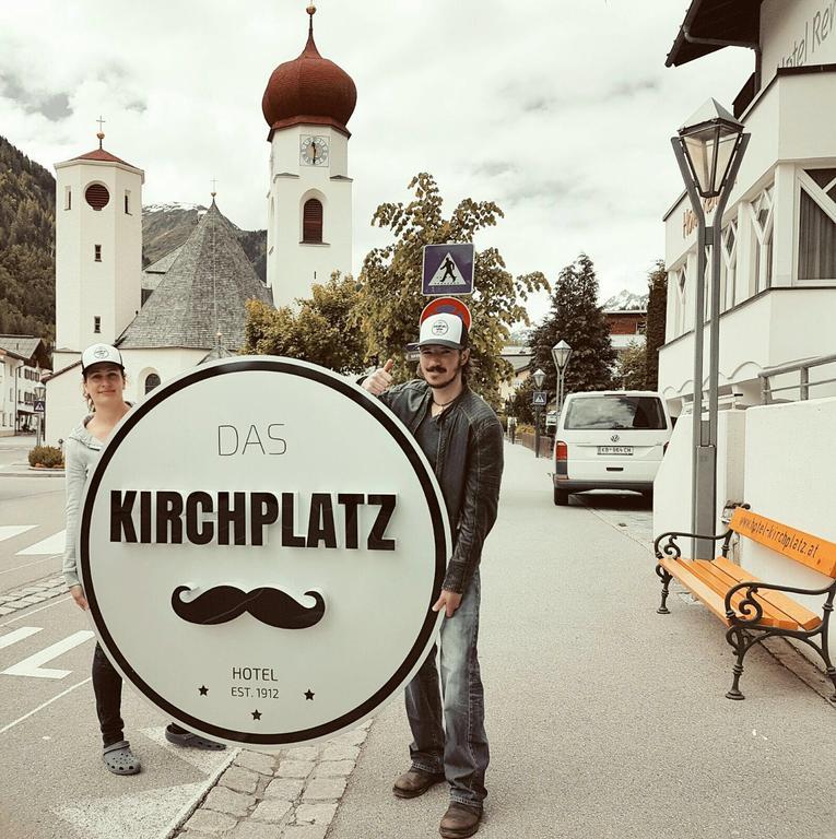Hotel Pension Kirchplatz Sankt Anton am Arlberg Kültér fotó